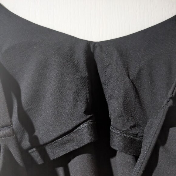 Athleta | Elation V-Neck Built-In Bra Tank A-C In Black - Picture 9 of 10